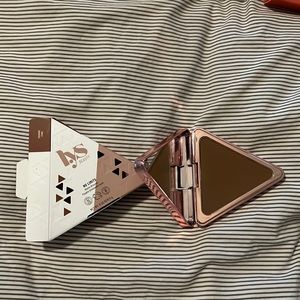 LYS Beauty No Limits Matte Bronzer in Courage